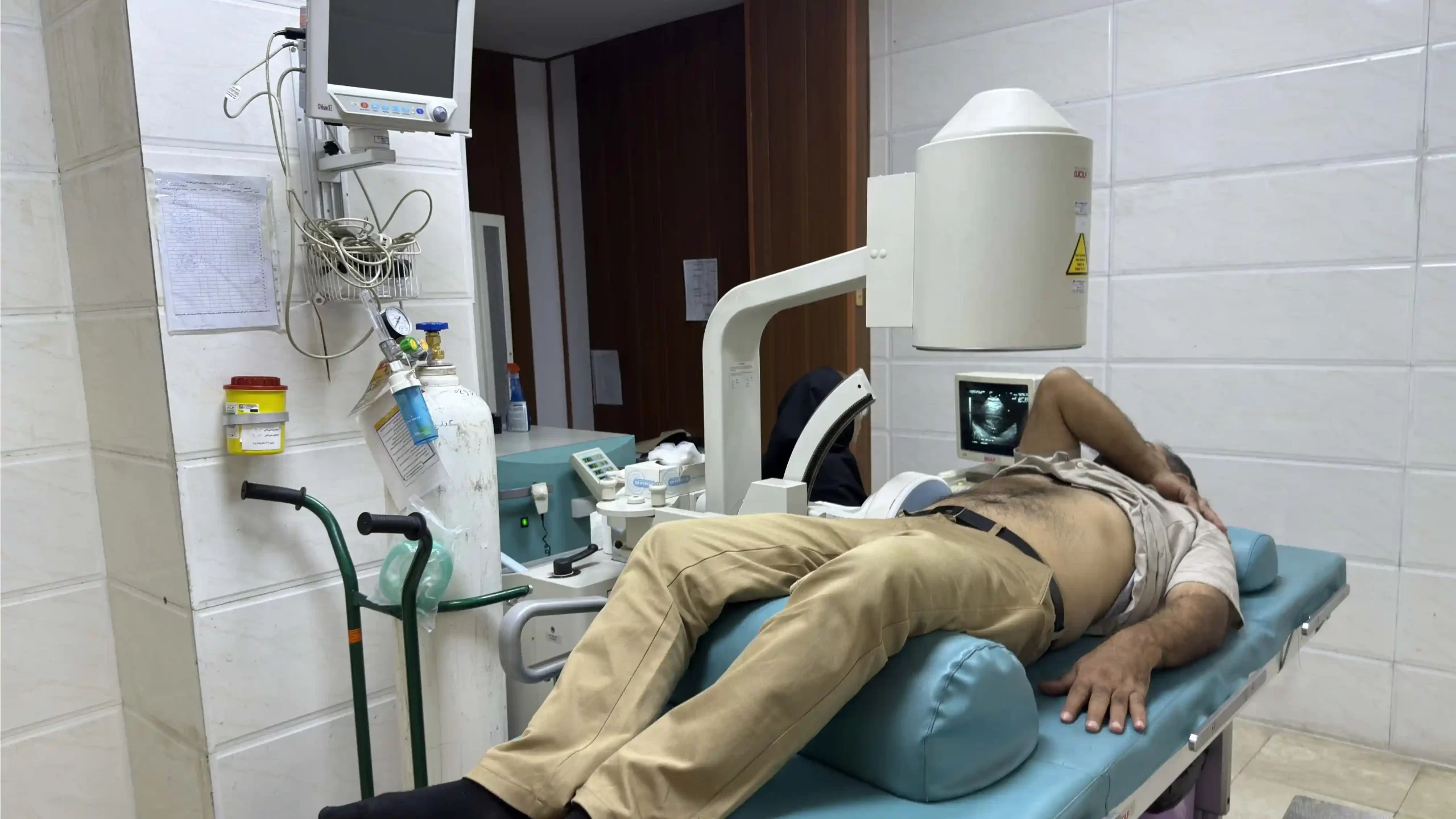 دستگاه سنگ‌ شکن پیزوالکتریک ریچارد ولف برای درمان غیرجراحی سنگ کلیه